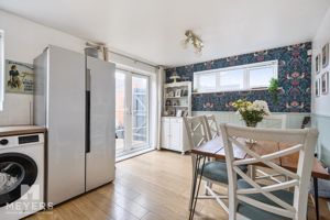 Photo 18- click for photo gallery